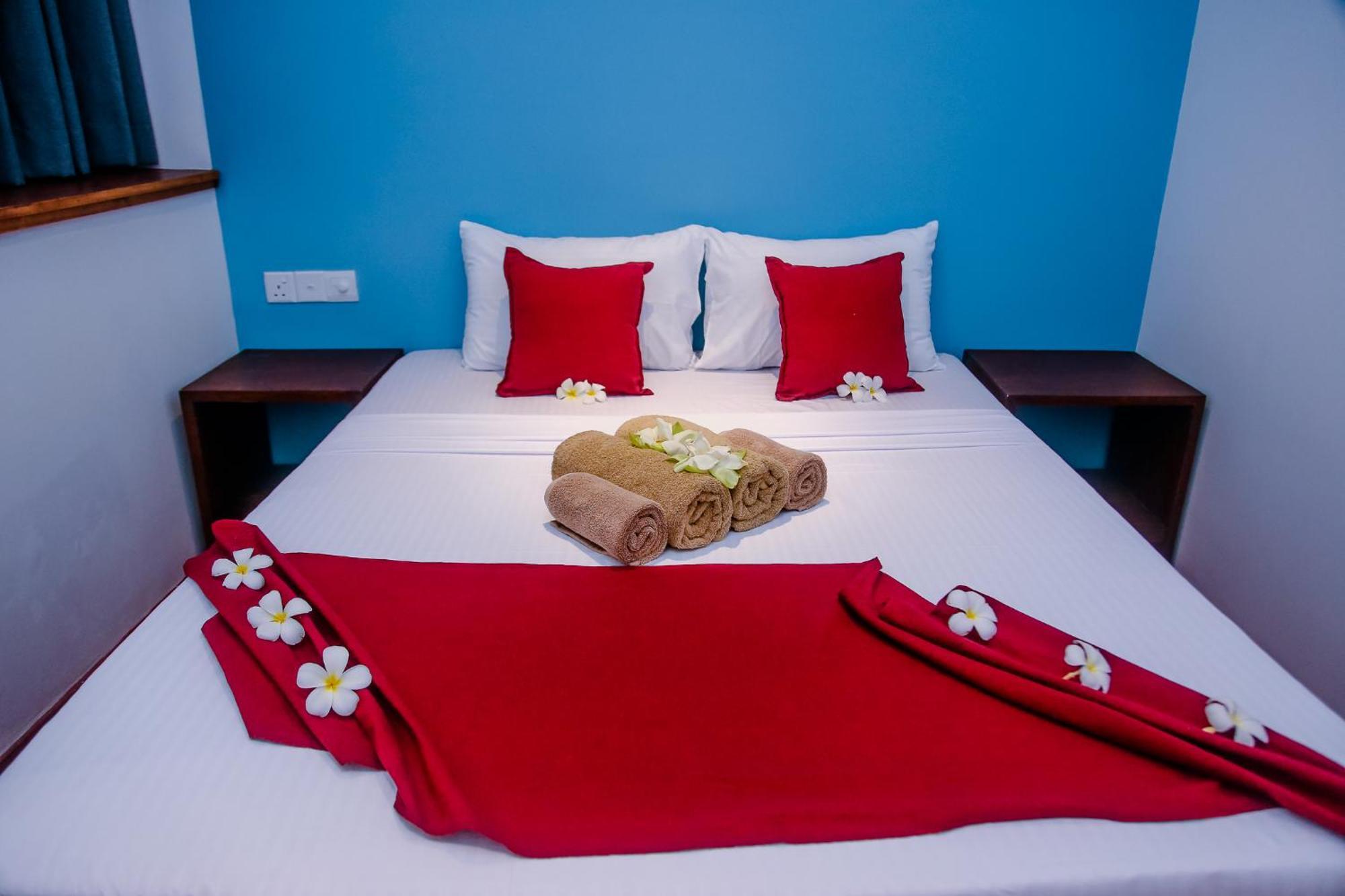 Hotel Anchorage Mirissa Extérieur photo