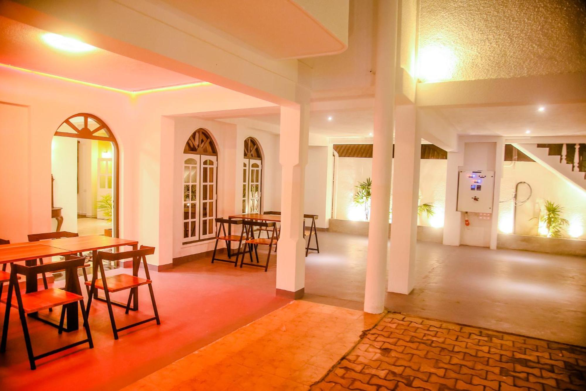 Hotel Anchorage Mirissa Extérieur photo