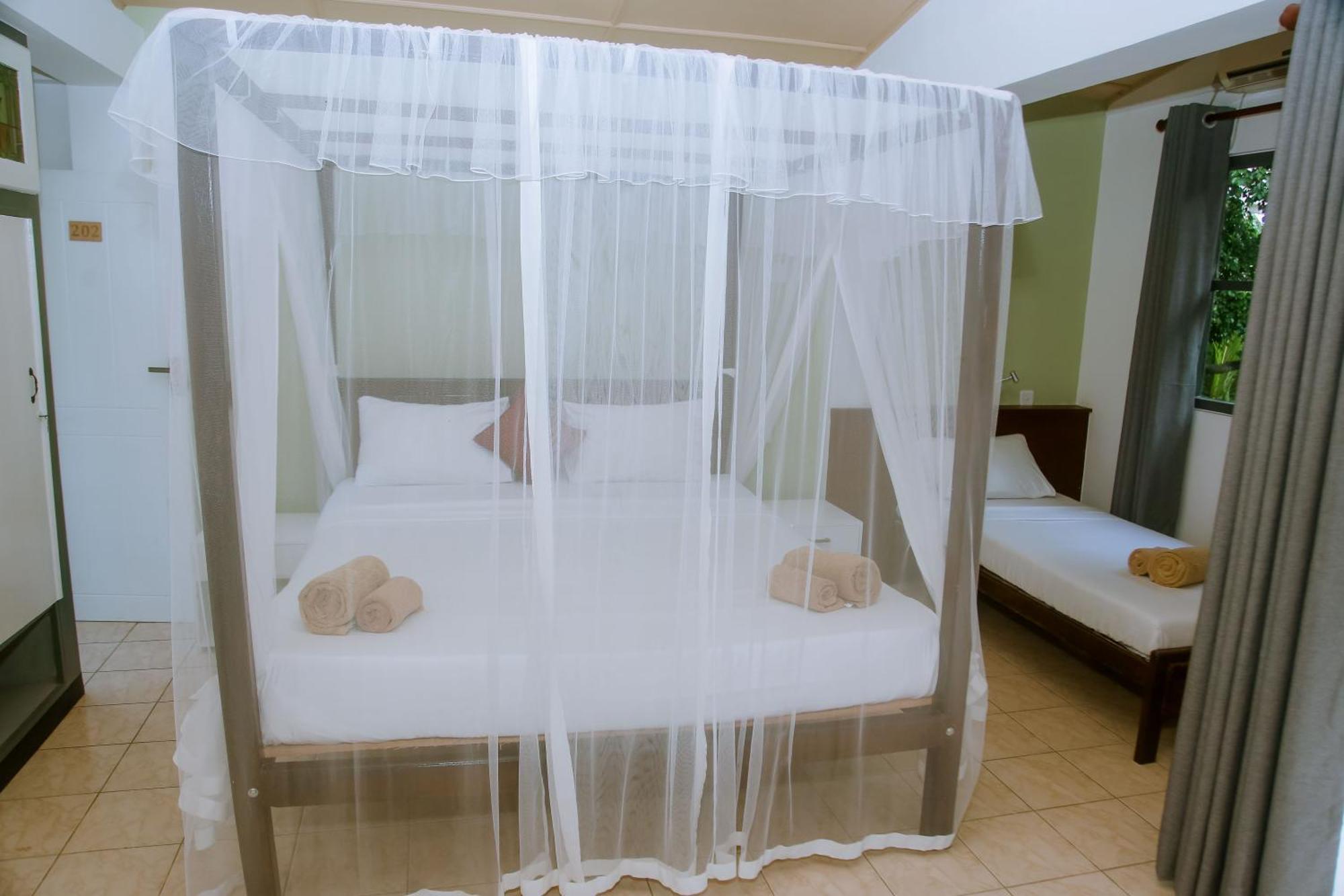 Hotel Anchorage Mirissa Extérieur photo