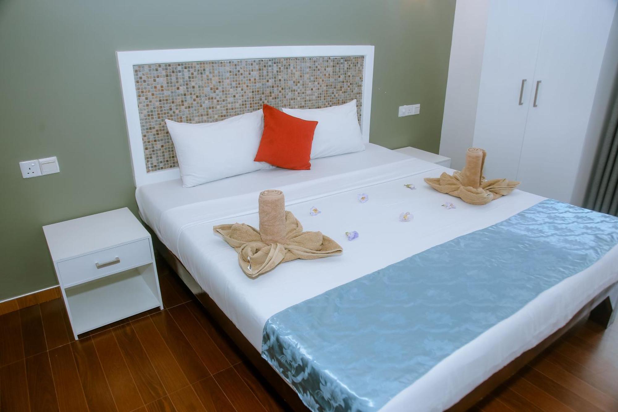 Hotel Anchorage Mirissa Extérieur photo