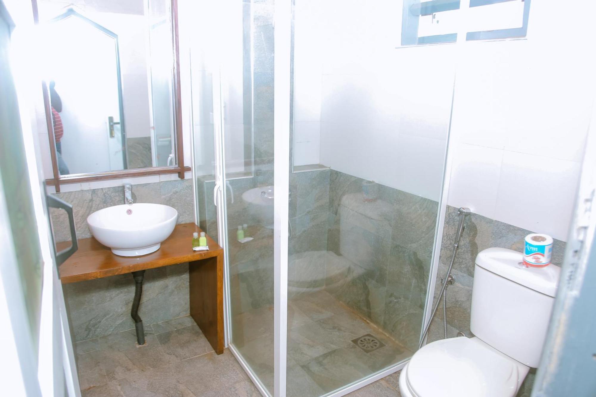 Hotel Anchorage Mirissa Extérieur photo